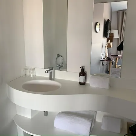 L'echappee Belle 3* LʼIsle-Jourdain