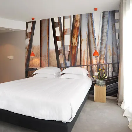 L'echappee Belle LʼIsle-Jourdain