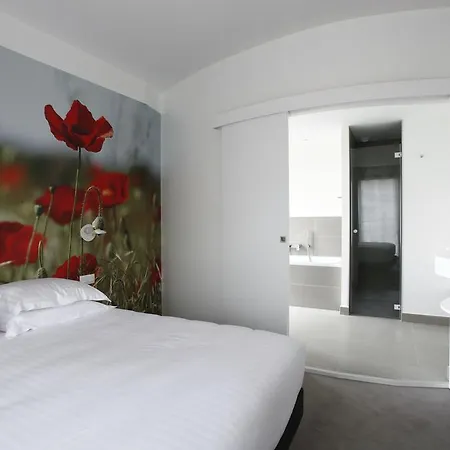 L'echappee Belle LʼIsle-Jourdain