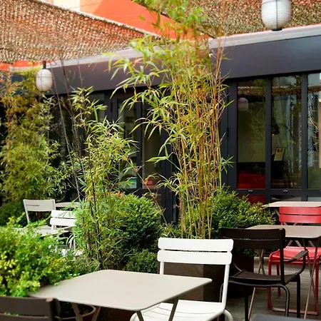 L'echappee Belle LʼIsle-Jourdain